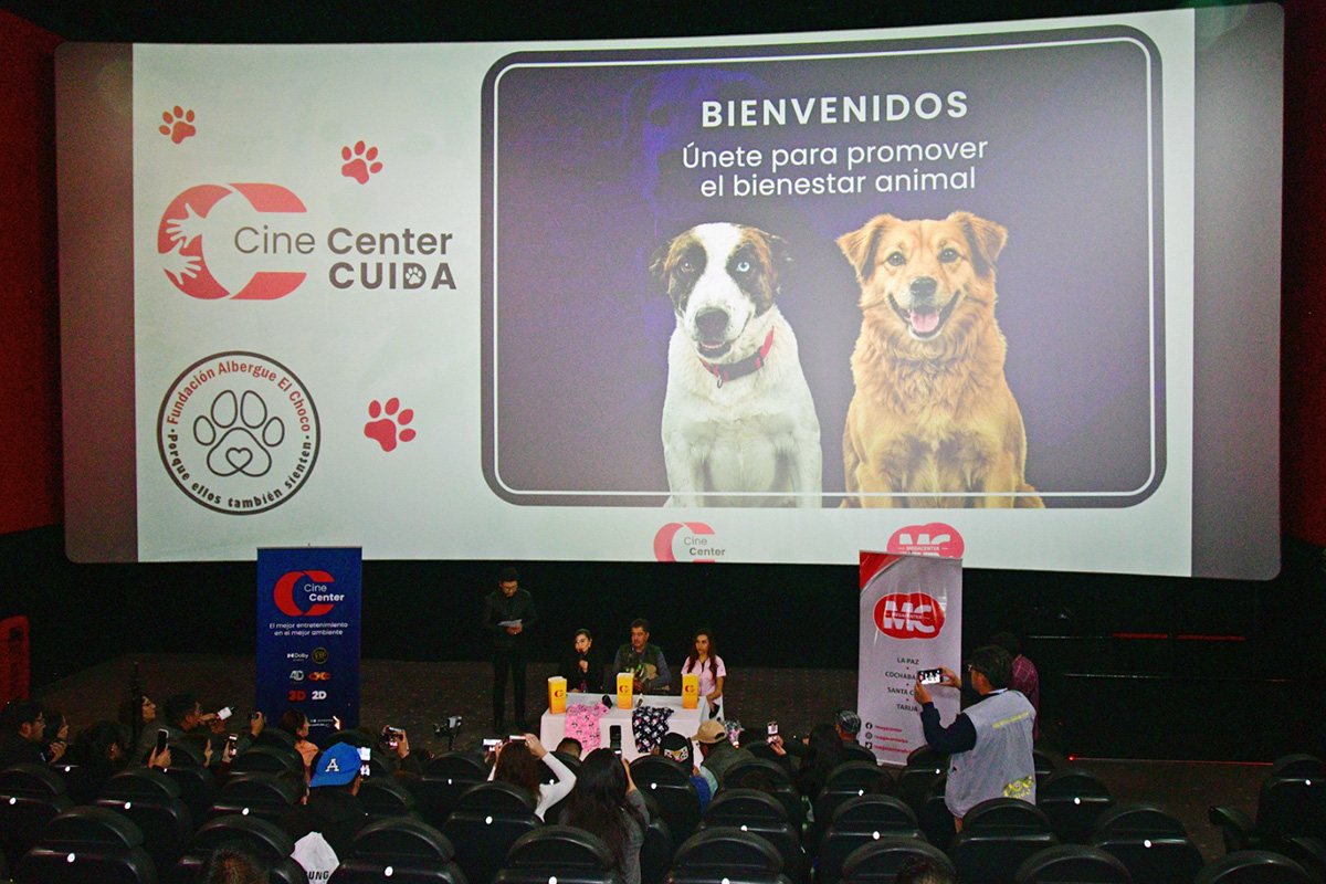 Cine Center Cuida convierte una función de cine en una oportunidad para ayudar a perros rescatados
